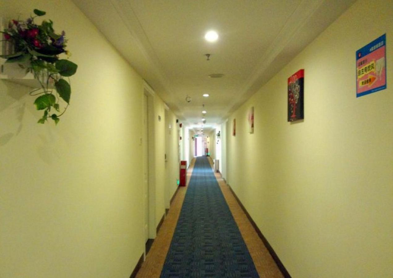 Yimi Inn Shiqiao Metro Sation Pedestrian Street Branch กวางโจว ภายนอก รูปภาพ